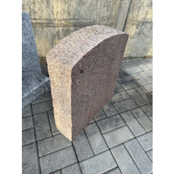 Gravsten S007<br />Storlek: 50x58 cm<br />Granit: Balmoral